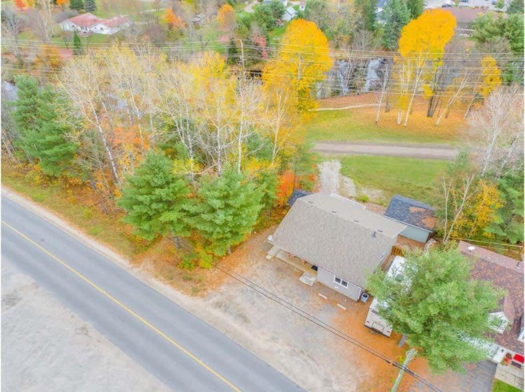 The Artistry I Sled In & Sled Out I Riverside I Tv Bancroft Exterior foto