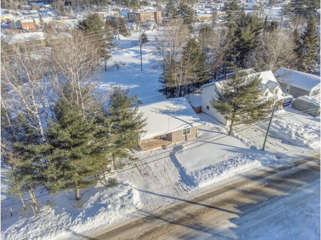 The Artistry I Sled In & Sled Out I Riverside I Tv Bancroft Exterior foto