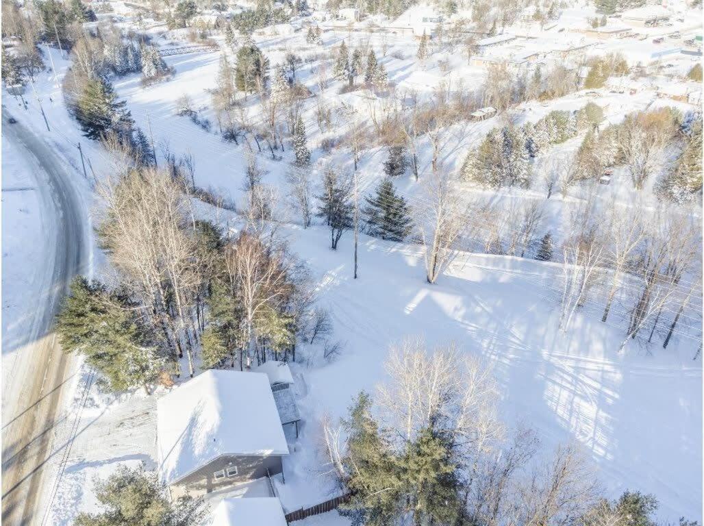 The Artistry I Sled In & Sled Out I Riverside I Tv Bancroft Exterior foto